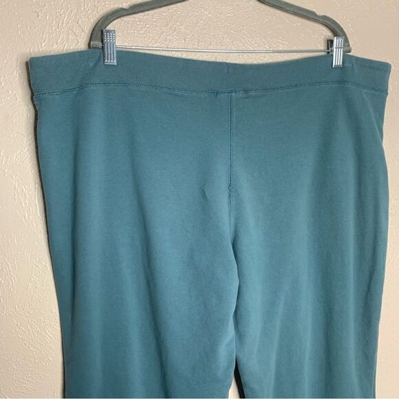 Disneyland resort mickey mouse set green 2 pc - Picture 10 of 16